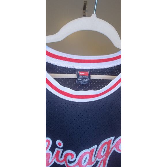 Nike Chicago Bulls Williams #22 Jersey - Picture 3 of 4